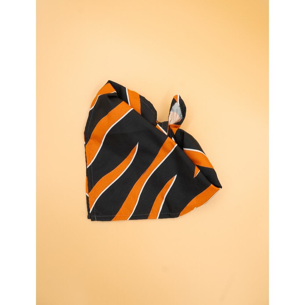Cincinnati Bengals Dog Bandana - Picture 6 of 6